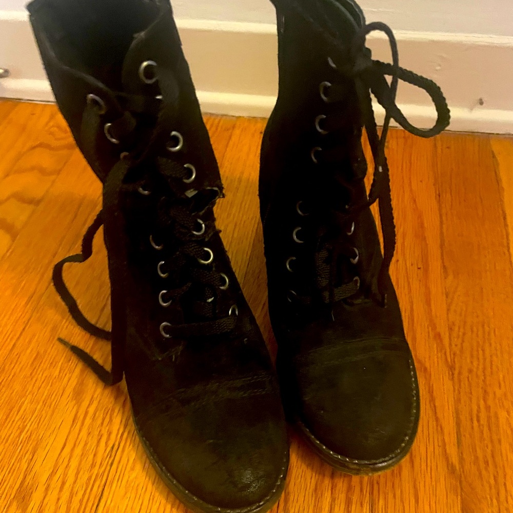 Steve Madden SIZE 8